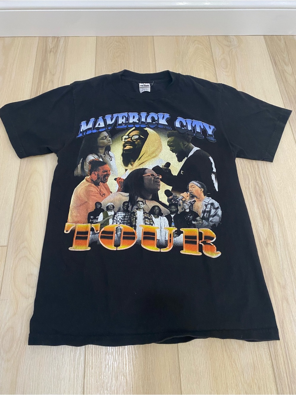 Maverick City Music Tour 2021 Shirt Size Medium Retro Heavy Weight